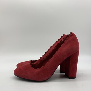red pumps block heel