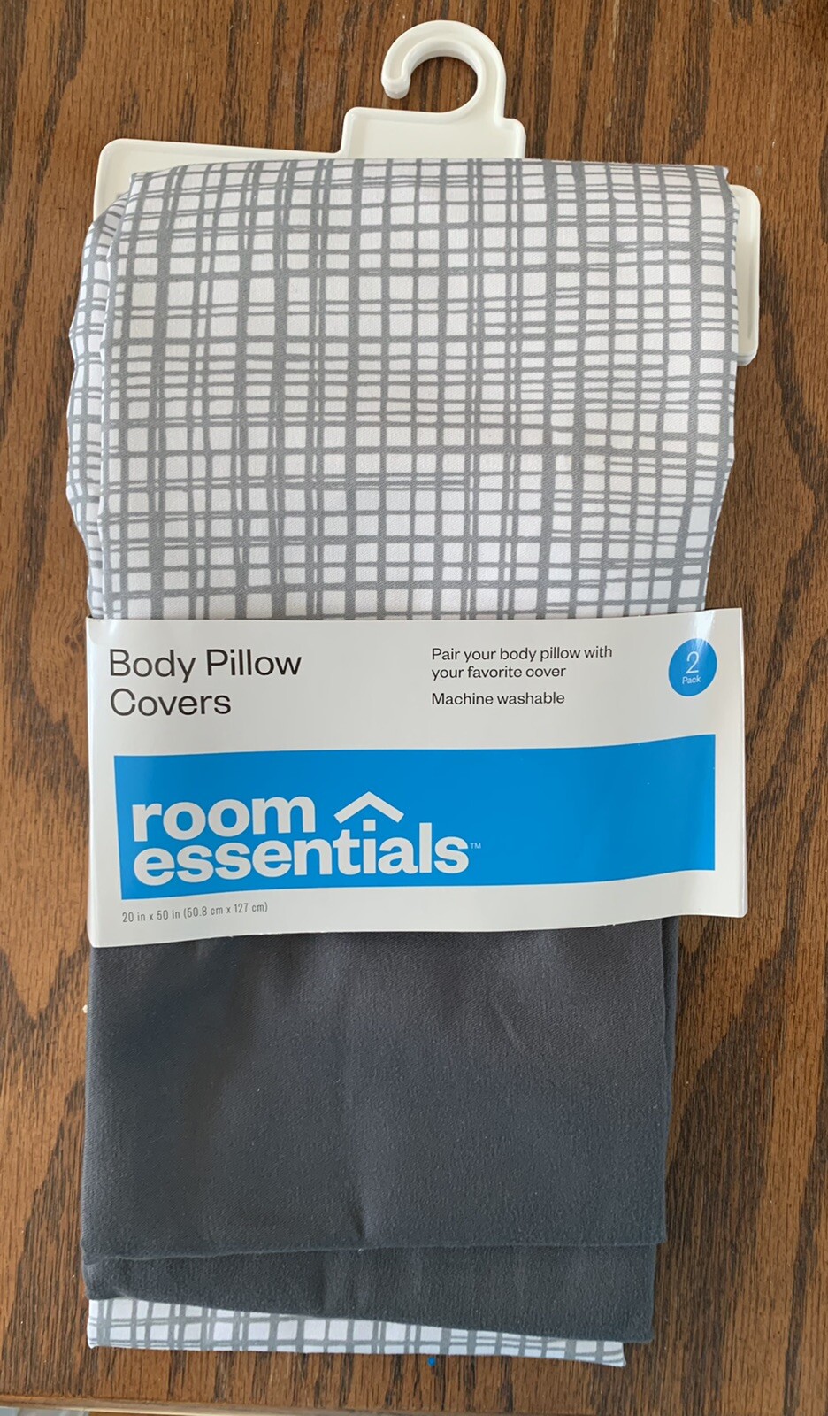 Cases. 2 Per Pk. Room Essentials. Zippered. Gray/whi/2 Pkgs.
