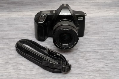 Minolta MAXXUM 3000i mit AF Zoom 35-80mm
