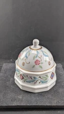 Prestige Place-Lidded Porcelain Trinket Box Japan Venetian Collection