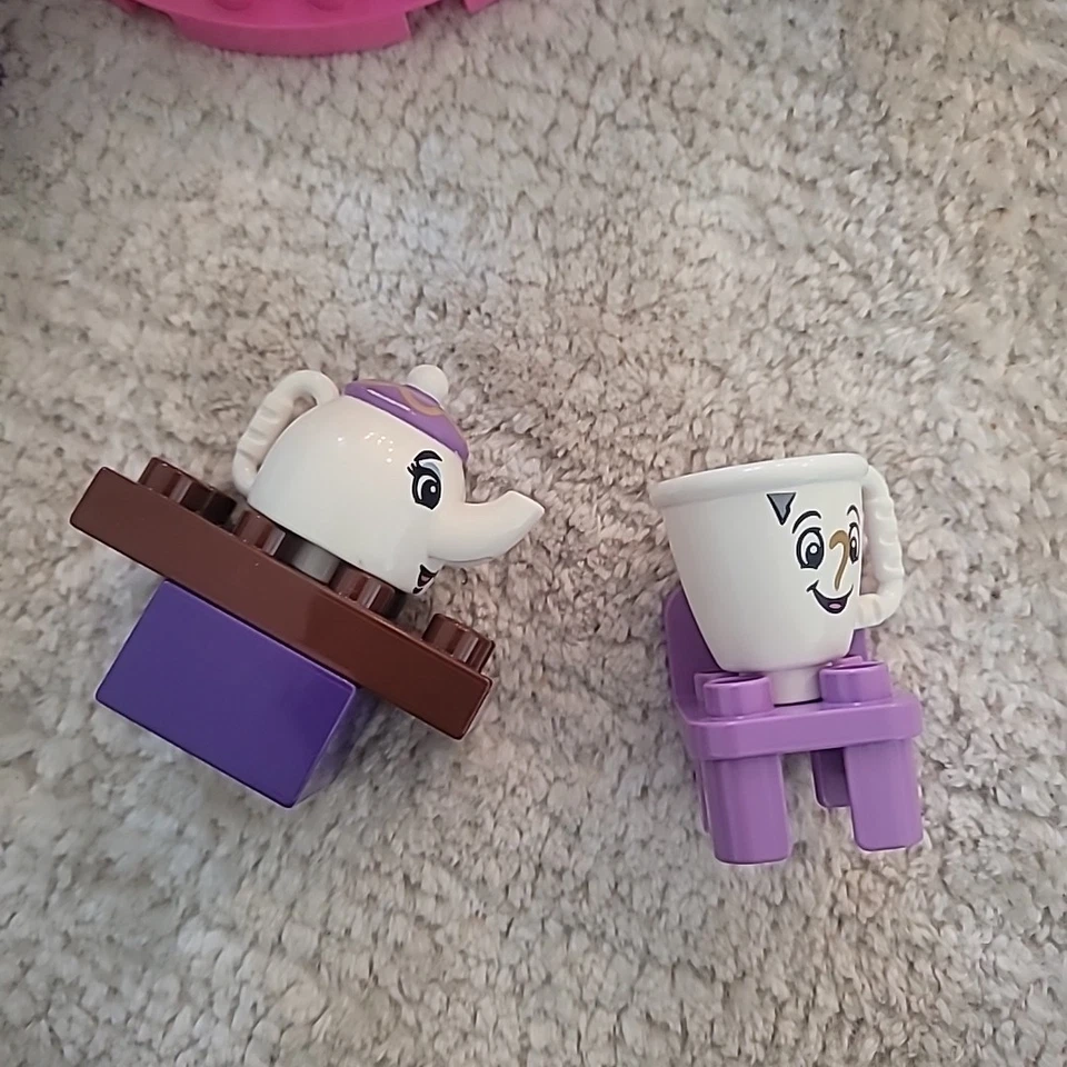 LEGO Duplo Belle's Tea Party 10877 Disney Beauty And The Beast - Image 4 of 4