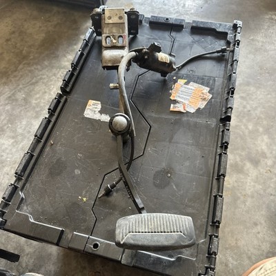 Power Adjustable Electronic Throttle Accelerator Pedal from 2004 F250SD 11048984