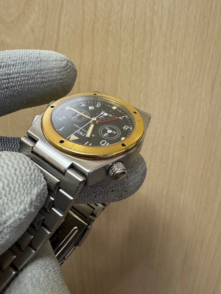 Reloj IWC Ingenieur Mecaquartz Cronógrafo con Alarma (Movimiento 3805) Foto 2 de 4