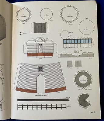 洋書 Cut & Assemble Early American Buildings Cut and Assemble an Early American Seaport by A. G. Smith (2017