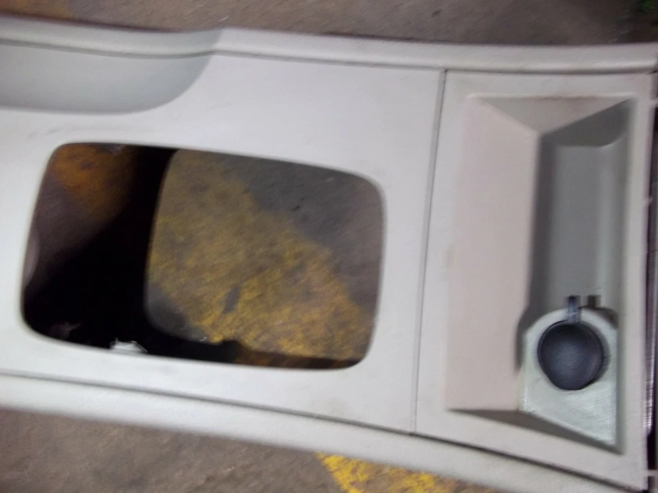 Ford Fusion Mercury Milan 2007 AWD consola de piso delantero con tapa OEM sin MP3 Foto 3 de 4