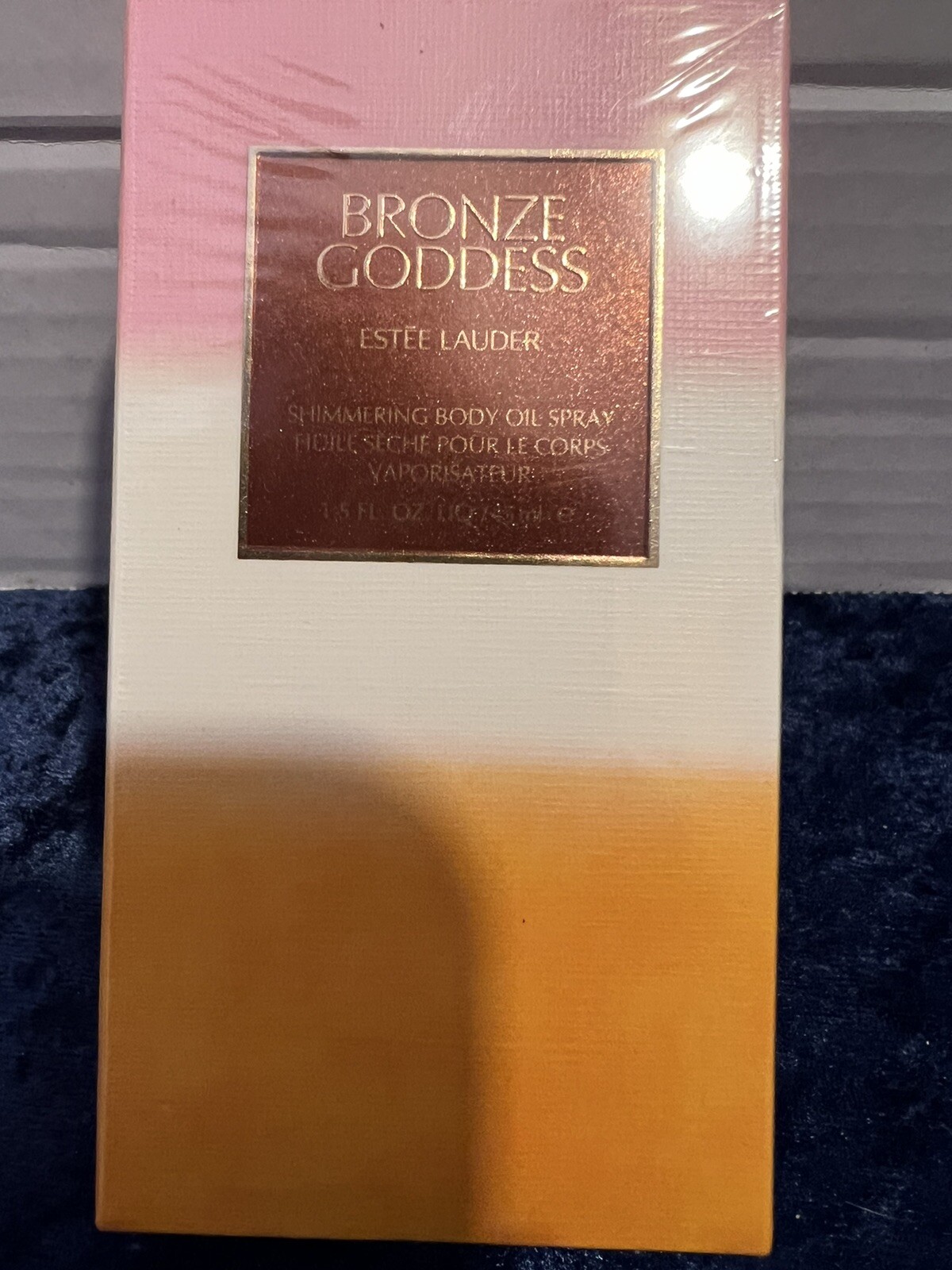 Estee Lauder Bronze Goddess Shimmering Body Oil Spray 1.5 FL Oz for