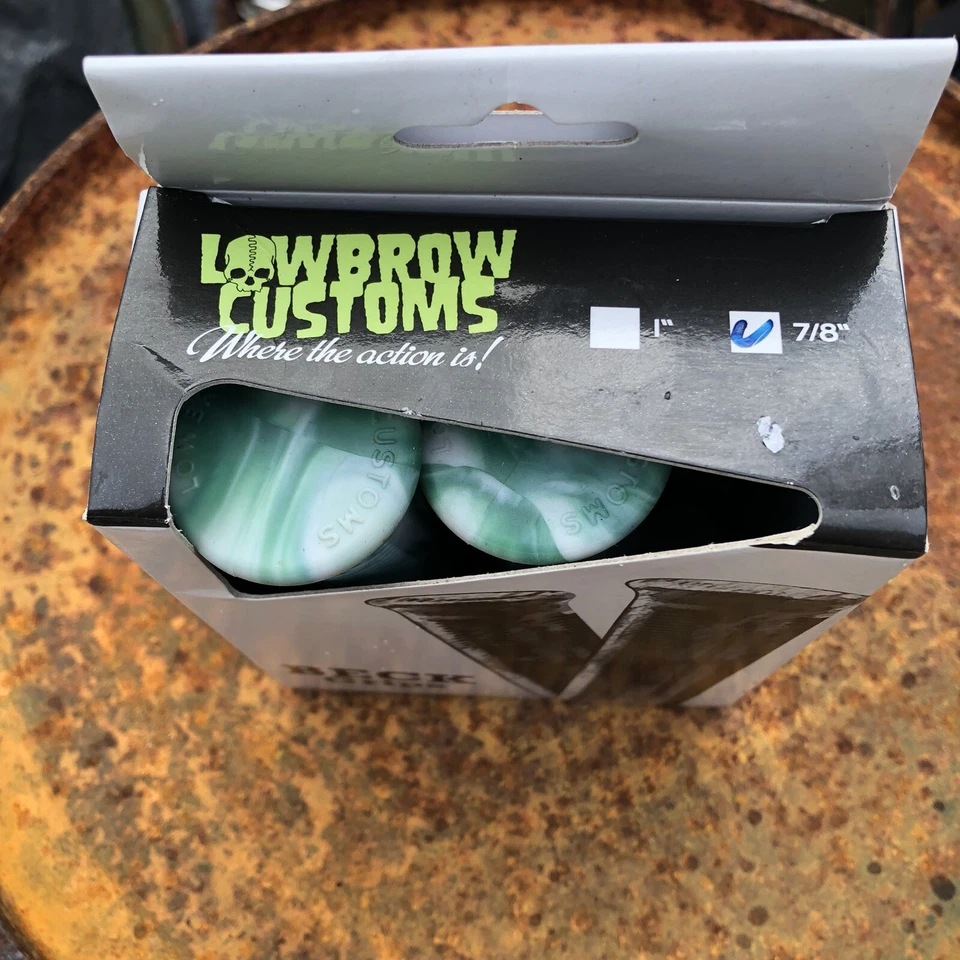 Empuñaduras BECK LOWBROW CUSTOMS MÁRMOL BLANCO Y JADE 7/8"" Honda Yamaha BSA Triumph Foto 3 de 4