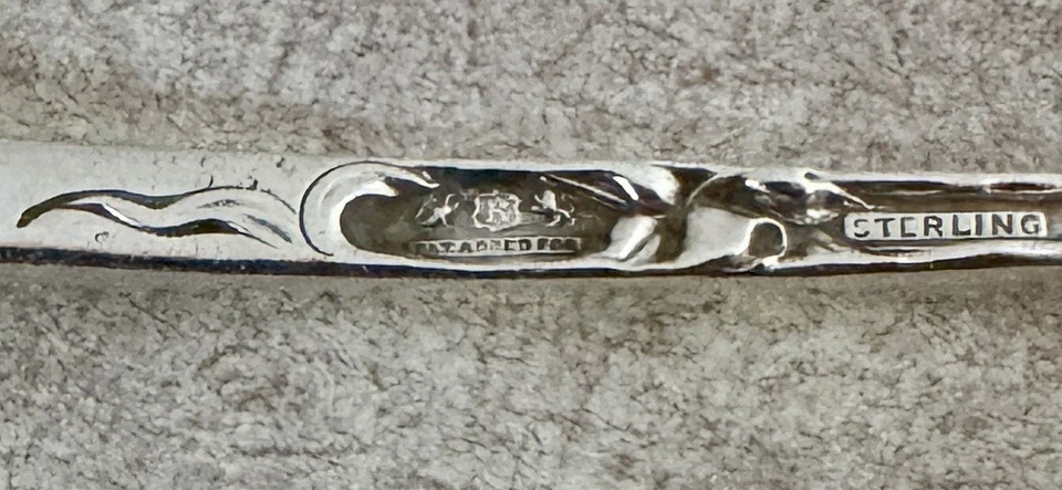 RARE ORIGINAL OLD REED & BARTON LES SIX FLEURS STERLING 7" PARFAIT SPOON - Image 4 of 4