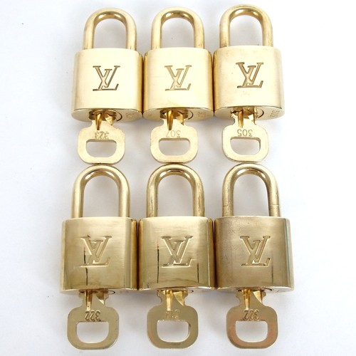 Authentic LOUIS VUITTON Padlock & Key 6-Piece Set accessories brass[Used]