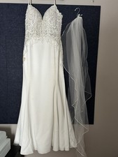 Maggie Sottero Wedding Dress – Size 12 – Beaded Lace Includes Veil