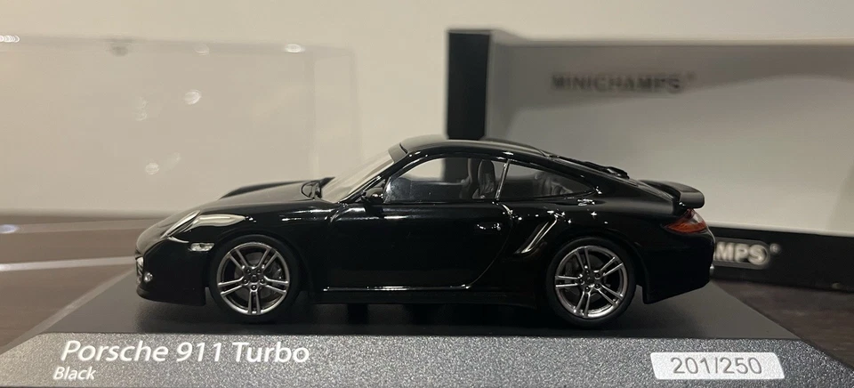 Porsche 911 Turbo 997 (II) 1 43 Minichamps Black, Schwarz ! 1 Of 250! - Immagine 3 di 4