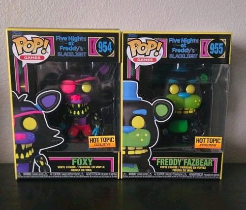 Freddy Fazbear 955 And Foxy 954 Hot Topic Exclusive Funko Pops FNAF