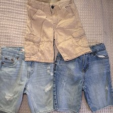 Shorts Boys Lot Of 3 Levi  s H M Oshkosh Size 4/5 Jeans Cargo Denim