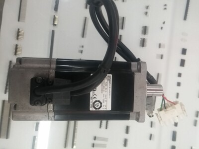 USED Omron Ac Servo Motor R7M-A40030-S1 R7MA40030S1