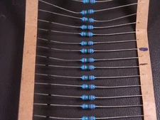 Lot of 50 MFR-25FRF-1K50 Yageo Metal Film Resistor 1.5k Ohm 1% 250mW 1/4W Axial