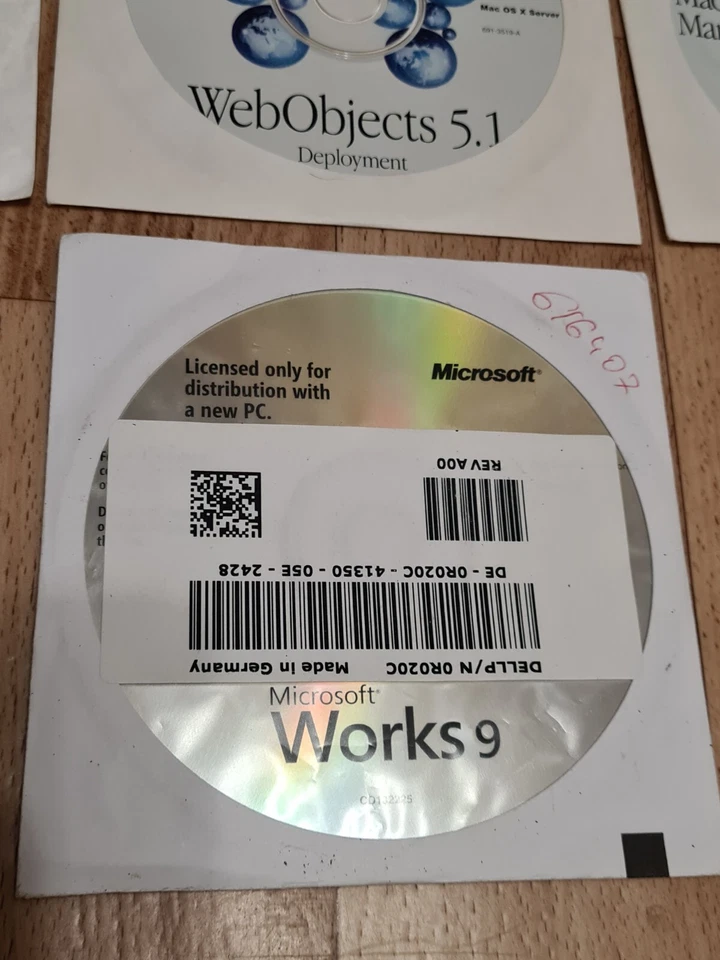CD Apple Macintosh Server G4 Net Boot Web Objects Hardware Test Microsoft Works9 - Image 4 of 4