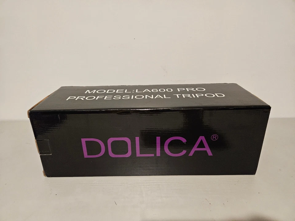 Dolica Professional Tripod Model: LA600 PRO - New - Image 2 of 4
