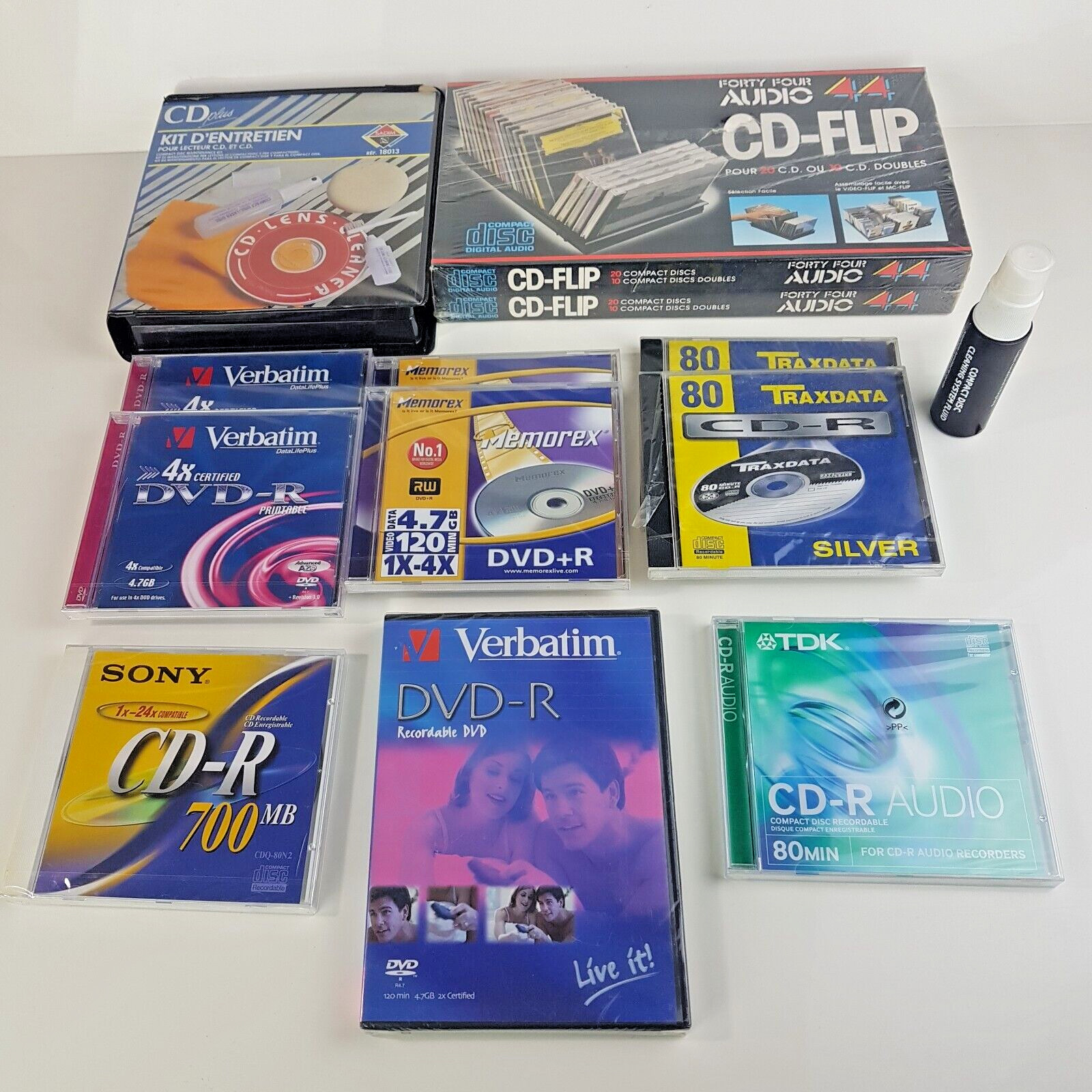Disques DVD-R et CD-R vierges avec support CD-Flip pour organiser votre bureau
