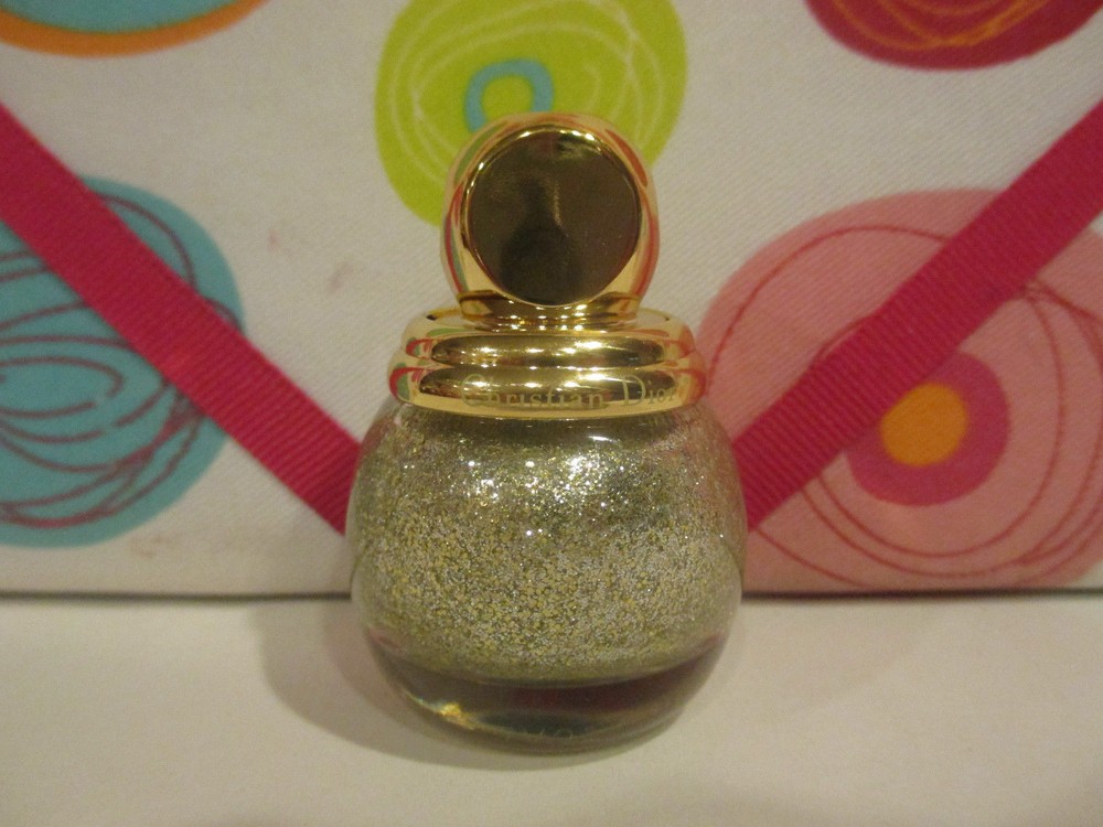 CHRISTIAN DIOR ~ DIORIFIC NAIL POLISH ~ # 001 STATE OF GOLD ~ 0.40 OZ UNBOXED