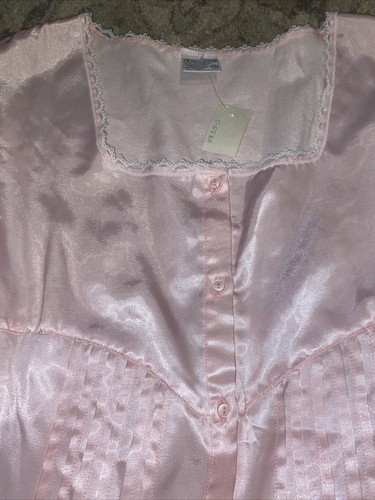 Vintage Kathryn Satin Pink Button Down Gown House Dress Womens Ruffle Edge NWT - 第 4/7 張圖片