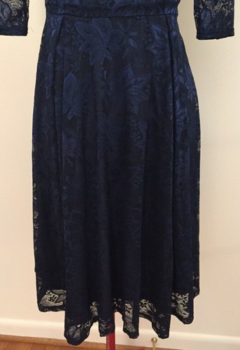 NOCTFLOS DRESS~S~NAVY BLUE~LACE~FIT/FLARE~3/4 LACE SLEEVE~STRETCH~PARTY COCKTAIL - Picture 2 of 12