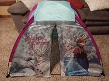 Frozen Kids No-Floor Dome Tent 3 Ft Wide 4 Ft Long 3 Ft High Zipper Play Tent