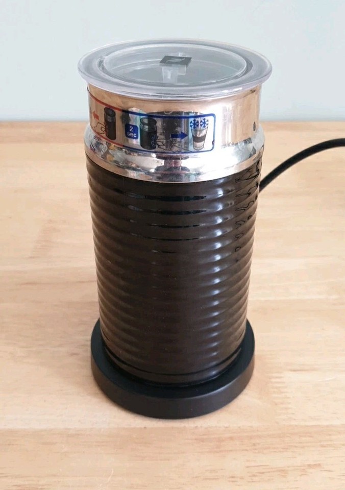 Nespresso Aeroccino 3 Noir – Mousseur à Lait électrique 450W – Testé OK