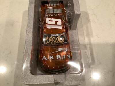 CARL EDWARDS AUTOGRAPHED 2015 TOYOTA CAMRY ARRIS COLOR CHROME DIECAST & CARD