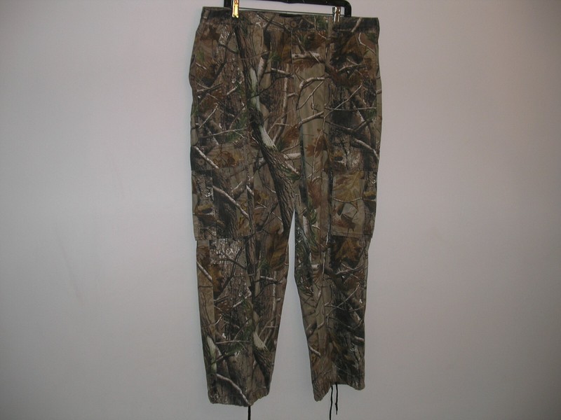 Mens Realtree Camo Pants Size XL 40-42X29 Hunting Hiking Military