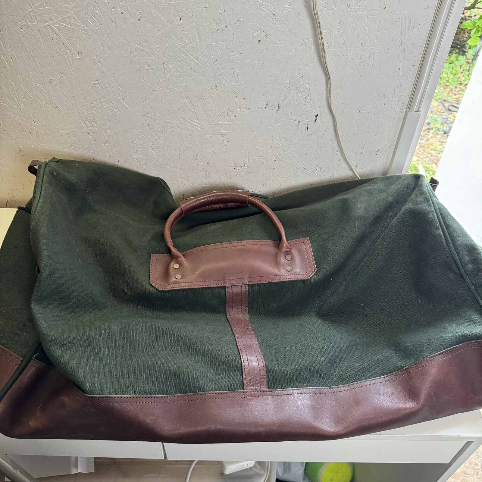 Vintage ORVIS Battenkill Duffel Bag Canvas Leather Buckle Strap Luggage