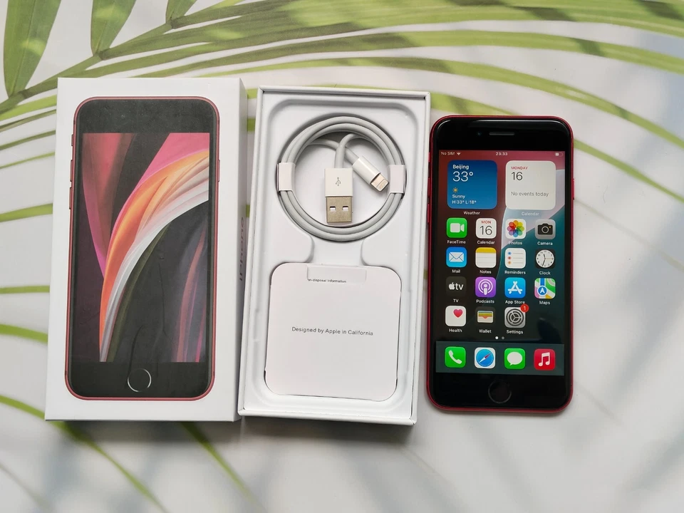 New condition Apple iPhone SE 2nd generation/SE 3rd generation FULLY UNLOCKED - Image 4 of 4