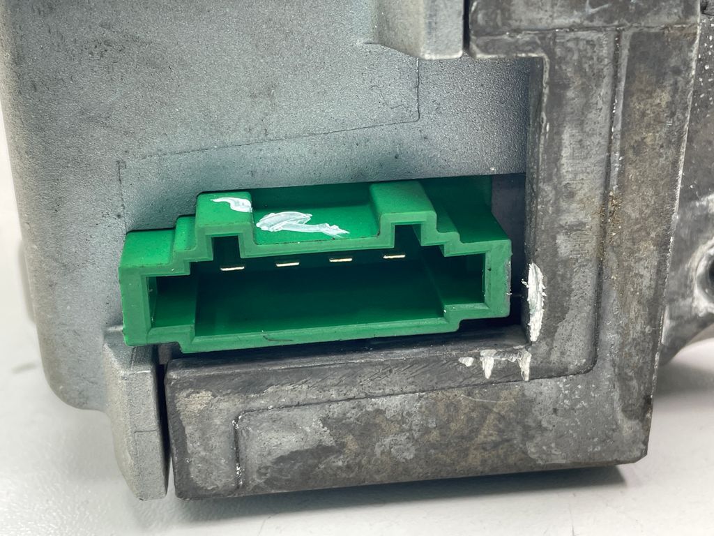 Chrysler Voyager 2008 Steering Wheel Lock 05026132AC AMD55187 | eBay