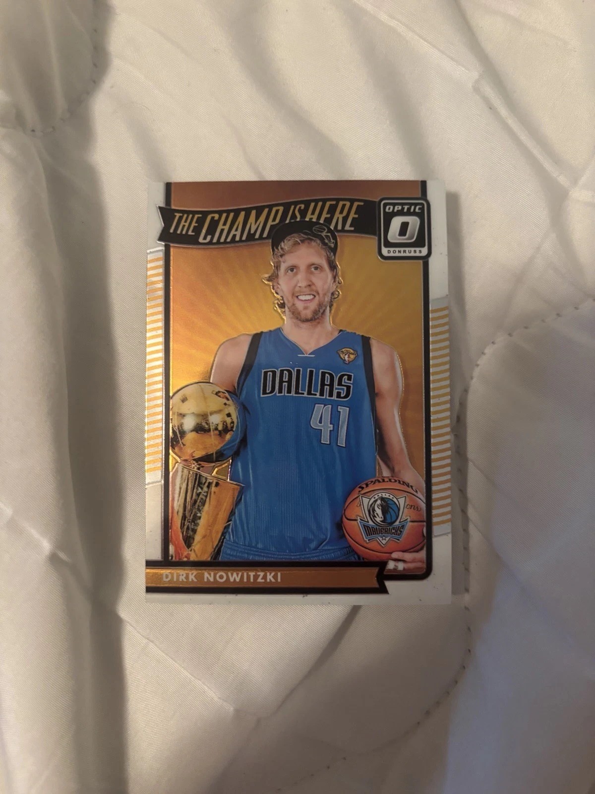 2016-17 Panini Optic - The Champ Is Here Dirk Nowitzki #9 Holo Silver Prizm