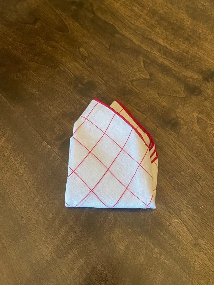 Cuadrado de bolsillo Ermenegildo Zegna para Wilkes Bashford 100 % lino hecho en Italia usado en excelente estado Foto 3 de 4