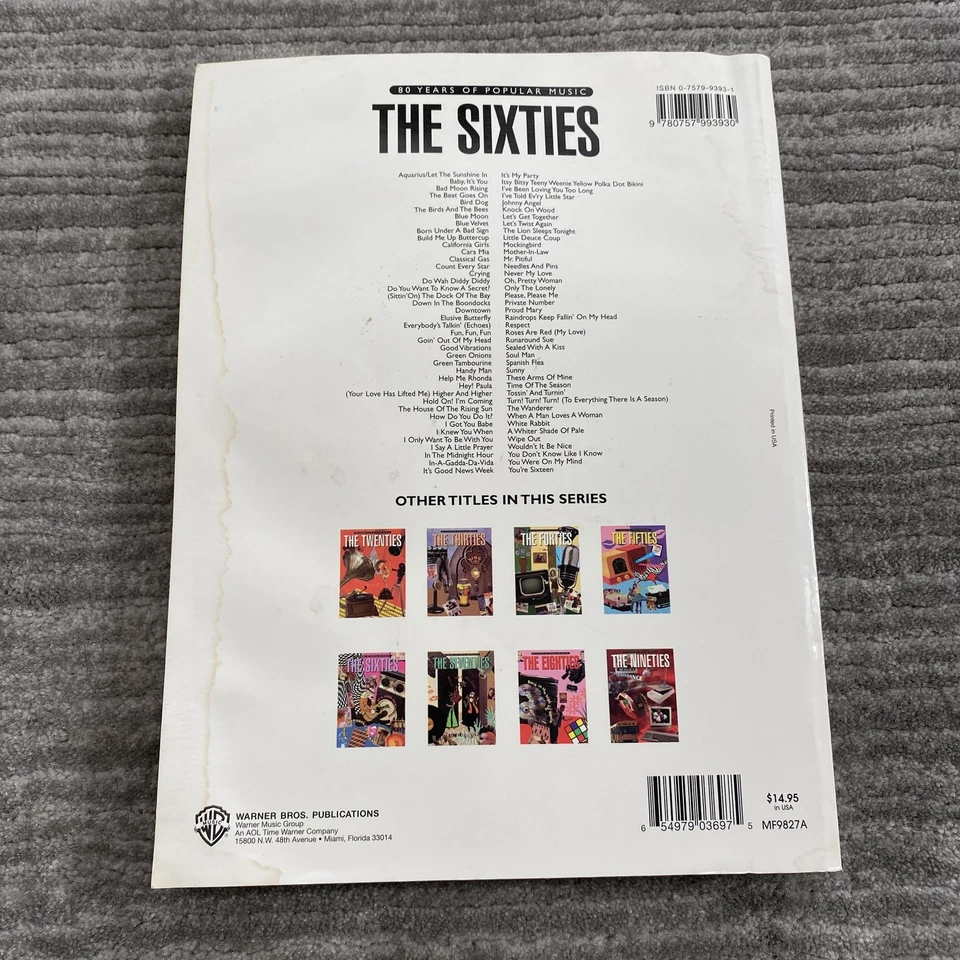 Cancionero de acordes vocales de piano Warner Bros The Sixties 80 años de música popular Foto 2 de 4