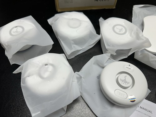 5 Pack Wireless WiFi Water Leak Detectors with Water Leak & Drip Alarm, App - Picture 3 of 6