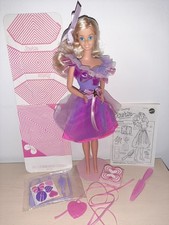 BARBIE GIFT GIVING MATTEL  1985 NUOVA CON ABITI E ACCESSORI NO GIOIELLI E SCARPE