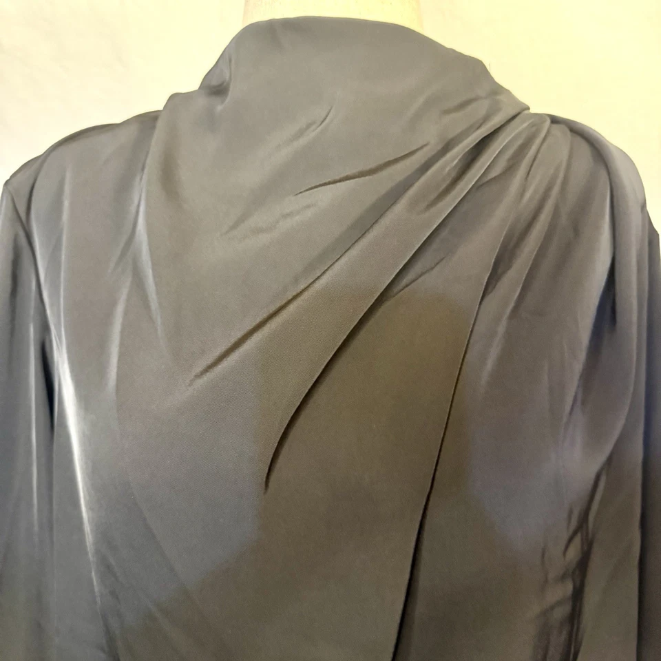 Vestido camisero H&M para mujer talla L negro manga larga cuello alto Foto 4 de 4