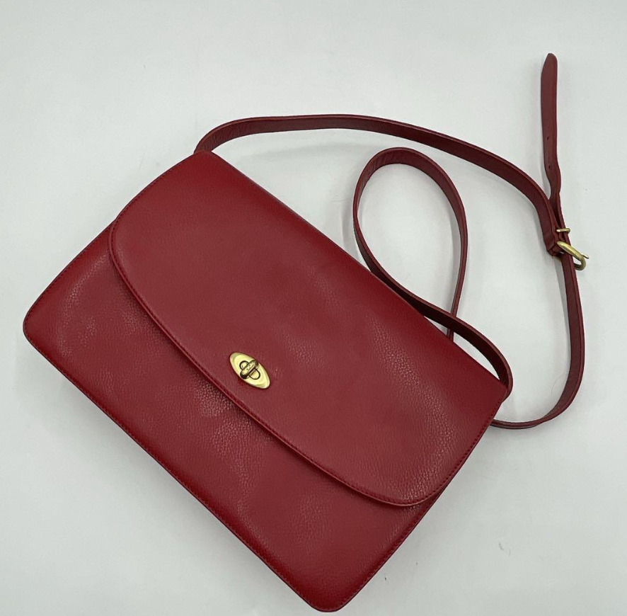 バッグ Coach Old shoulder bag red leather Vintage Old COACH Leather Shoulder Bag Crossbody Red JAPAN USED