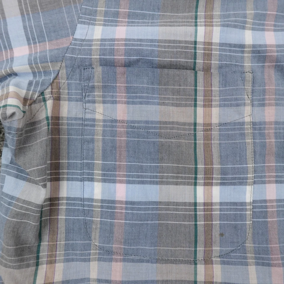 VTG Van Heusen Shirt Mens M Blue Gray Short Sleeve Button Up Preppy Casual Dress - Image 3 of 4