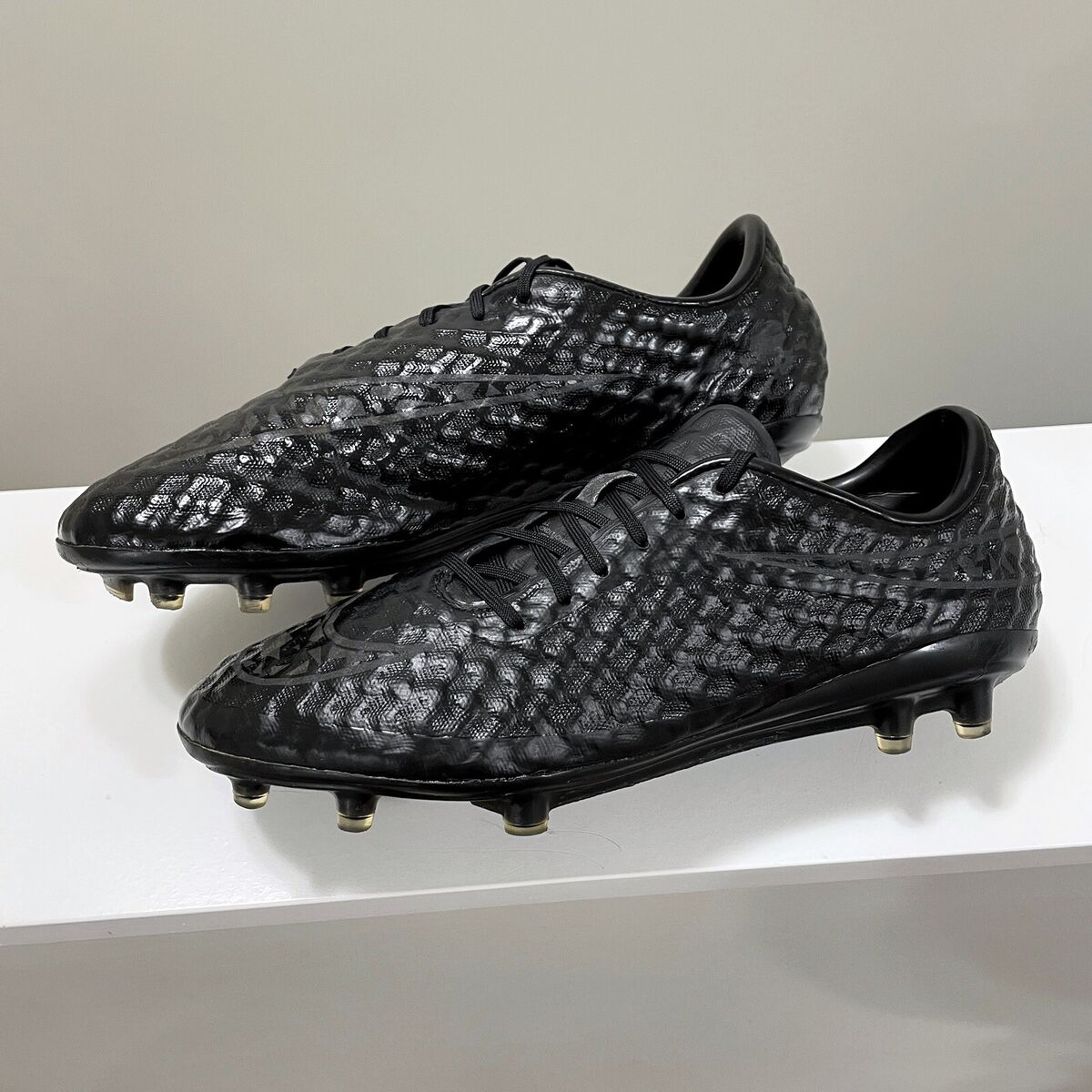 NIKE HYPERVENOM PHANTOM I FG * 599843-001 * 6.5 US * BLACK NIKE HYPERVENOM PHANTOM I FG * 599843-001 * 6.5 US * BLACK