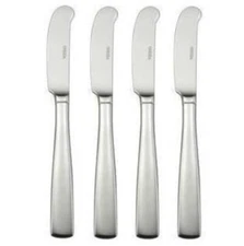 Oneida Andorra Set of 4 Butter Spreaders Quality 18/10 Stainless