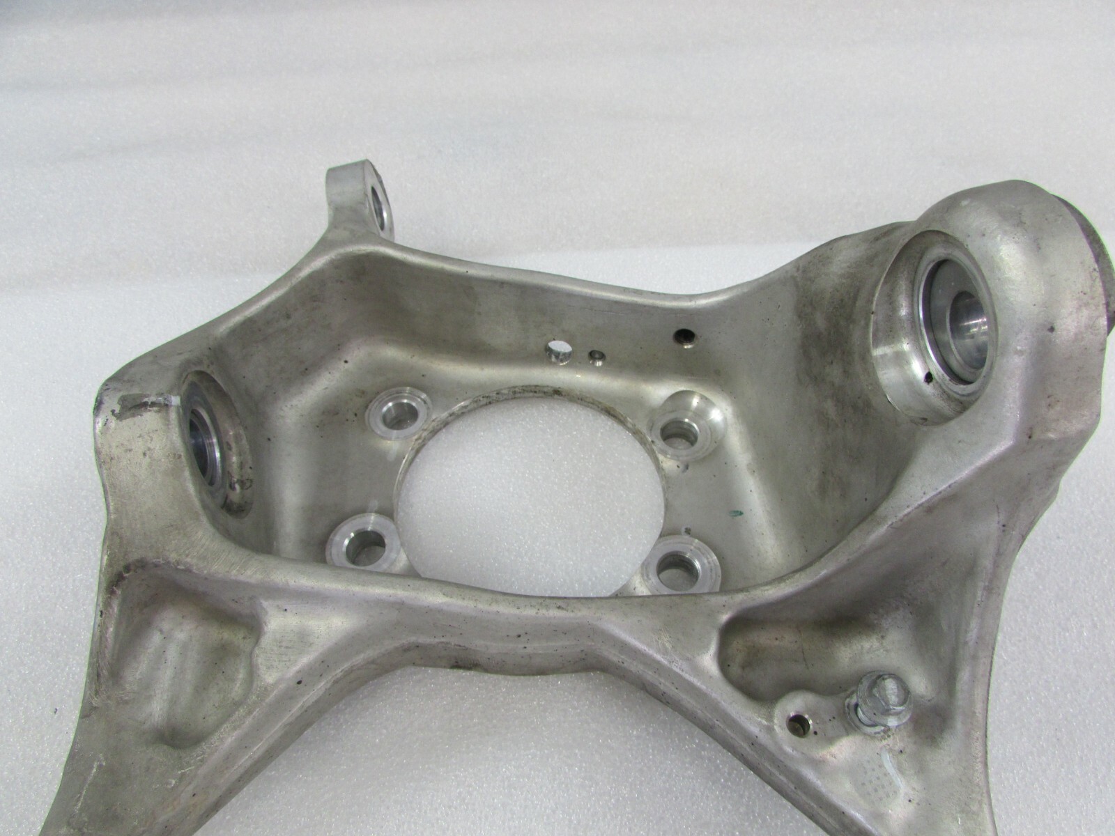 McLaren 720S, RH, Right Front Knuckle, Used, P/N 14B0557CP