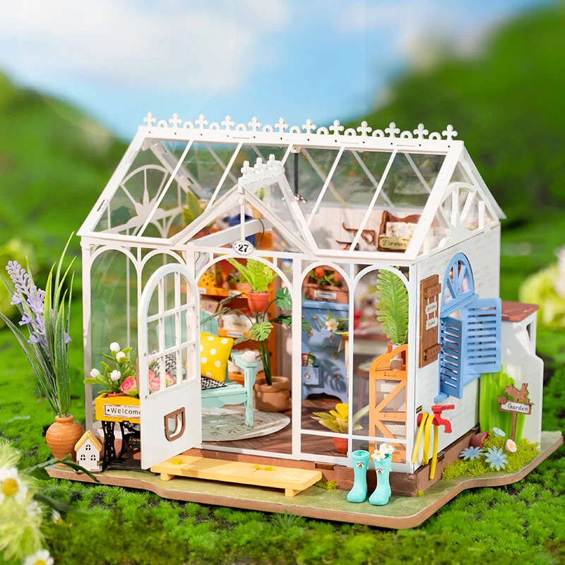 Rolife DIY LED Dreamy Garden Miniature Doll House Kit DG163 Teens Xmas Gift