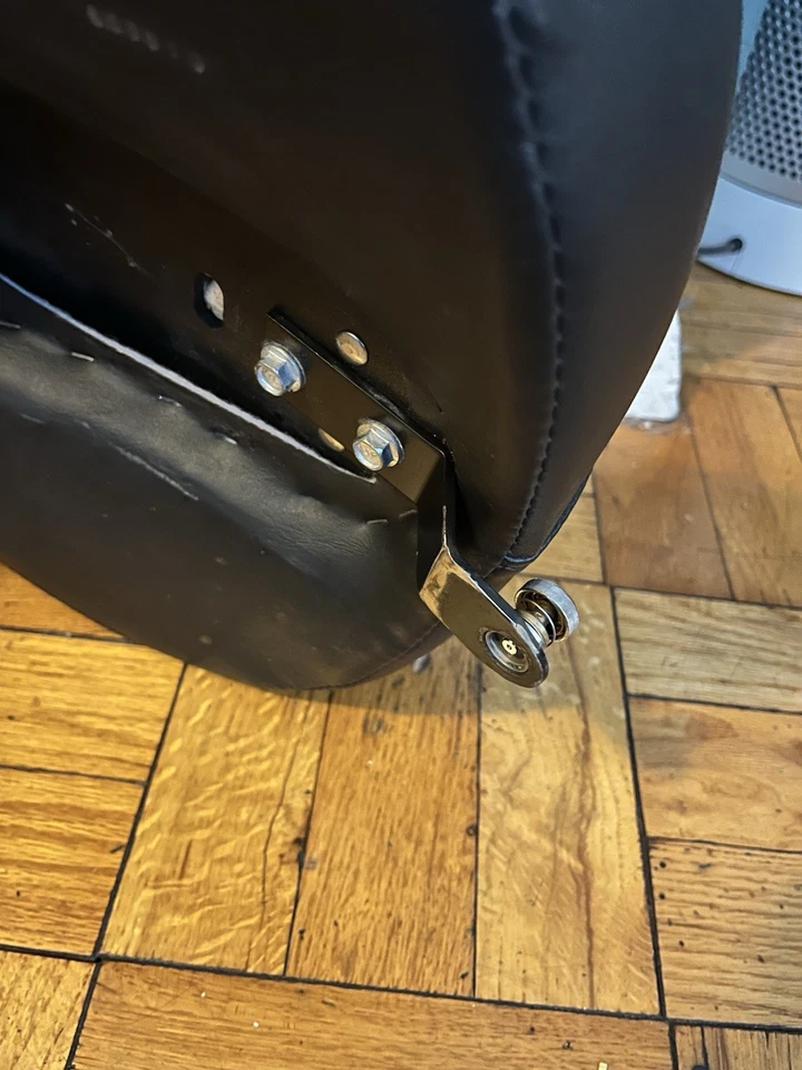 Sillín de 2 unidades Harley Davidson Sundowner OEM para modelo Softail Deuce 2000-2007 Foto 4 de 4