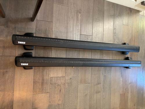 Terrific Thule 480R Rapid Traverse Foot Pack w/ 53" AeroBlade Bars Roof Rack