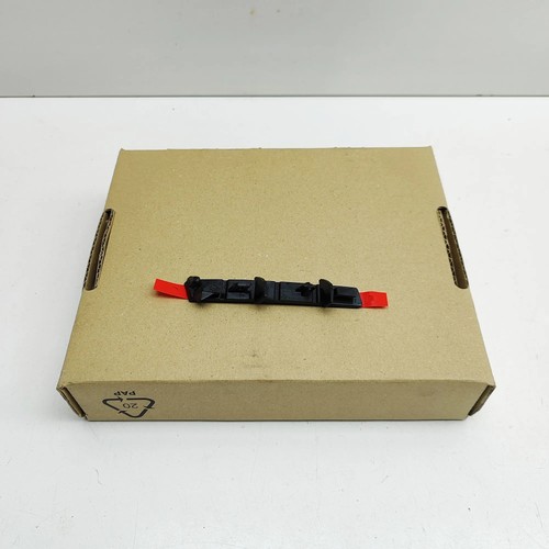 BMW 7 G11, G12 Rückleuchtenverkleidung hinten links 63218492335 2014 33793797