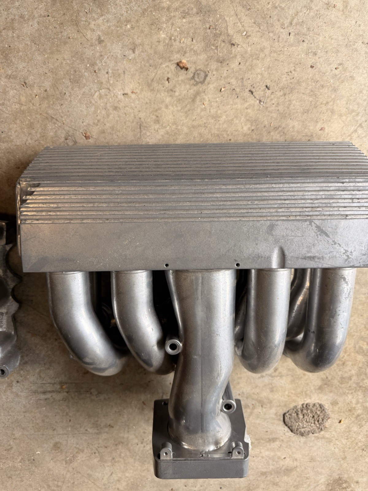 Ford GT40 Upper and Lower Intake 351w (5.8)