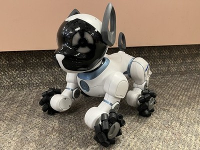 * WowWee CHiP ROBOT TOY DOG UNTESTED *ST