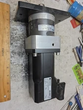 Merkes Servo Motor MH3-0270-30-560/S4-PT1000 W/ NEUGART NO. 100251750